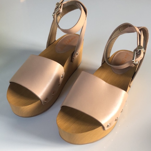 Sam Edelman Nude Platform Sandal - Picture 2 of 6